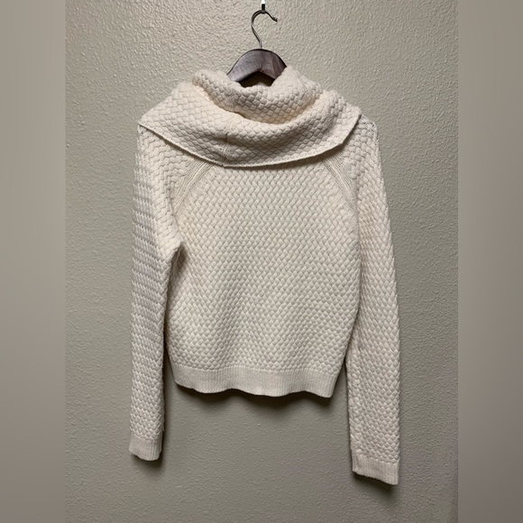 New York & Company Sz M women’s pearl white thick cowl-neck chunky sweater cozy - Picture 5 of 14